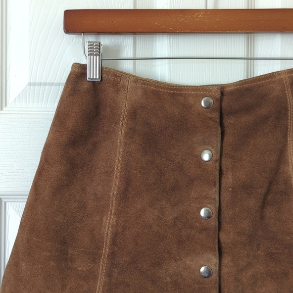 90's Vintage Suede Leather High Waisted A-Line Button Front Mini Skirt Brown S - Picture 2 of 8